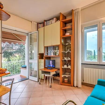 Gabri By The Sea - Happy