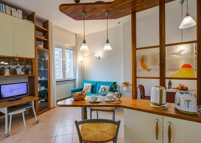 Dm - Gabri By The Sea - Happy