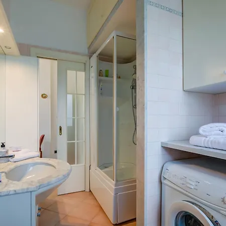 Appartement Gabri By The Sea With Balcony And Shared Garden - Happy *