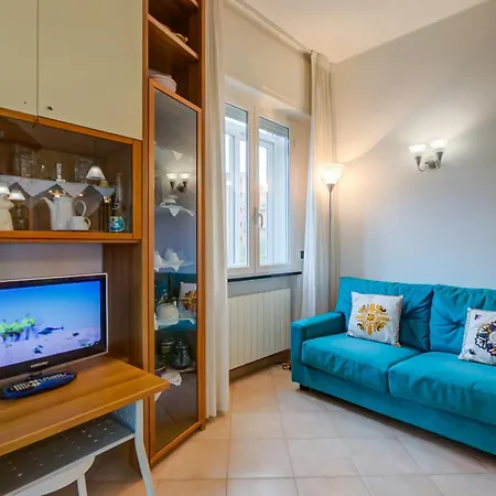 Gabri By The Sea With Balcony And Shared Garden - Happy Appartement