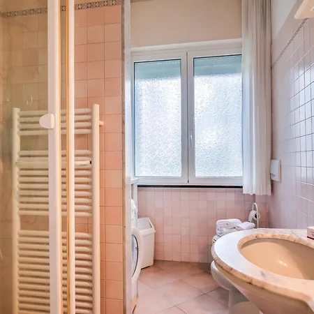 Gabri By The Sea With Balcony And Shared Garden - Happy Appartement