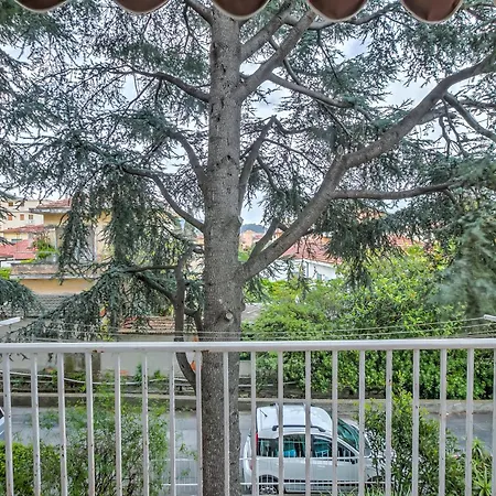 Appartement Gabri By The Sea With Balcony And Shared Garden - Happy *