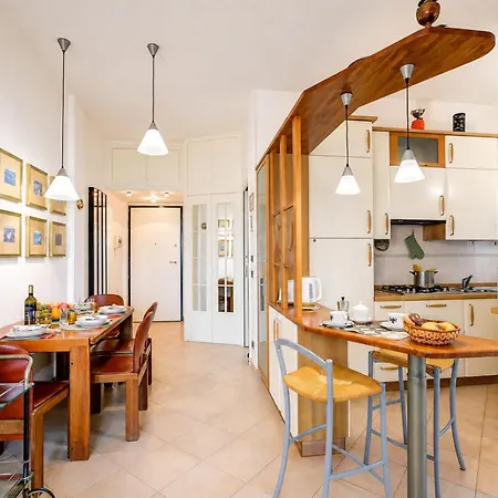 Gabri By The Sea With Balcony And Shared Garden - Happy Apartment Diano Marina